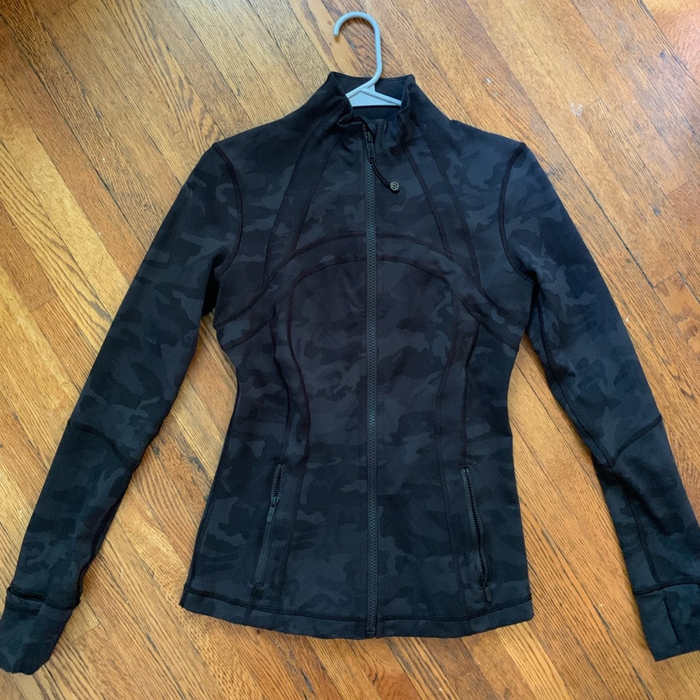 NEW lulu lemon size 6 jacket, never worn